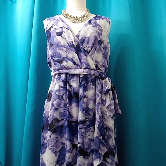 Ricki's Dresses & Skirts - Beautiful sleeveless Maxi purple floral design dress